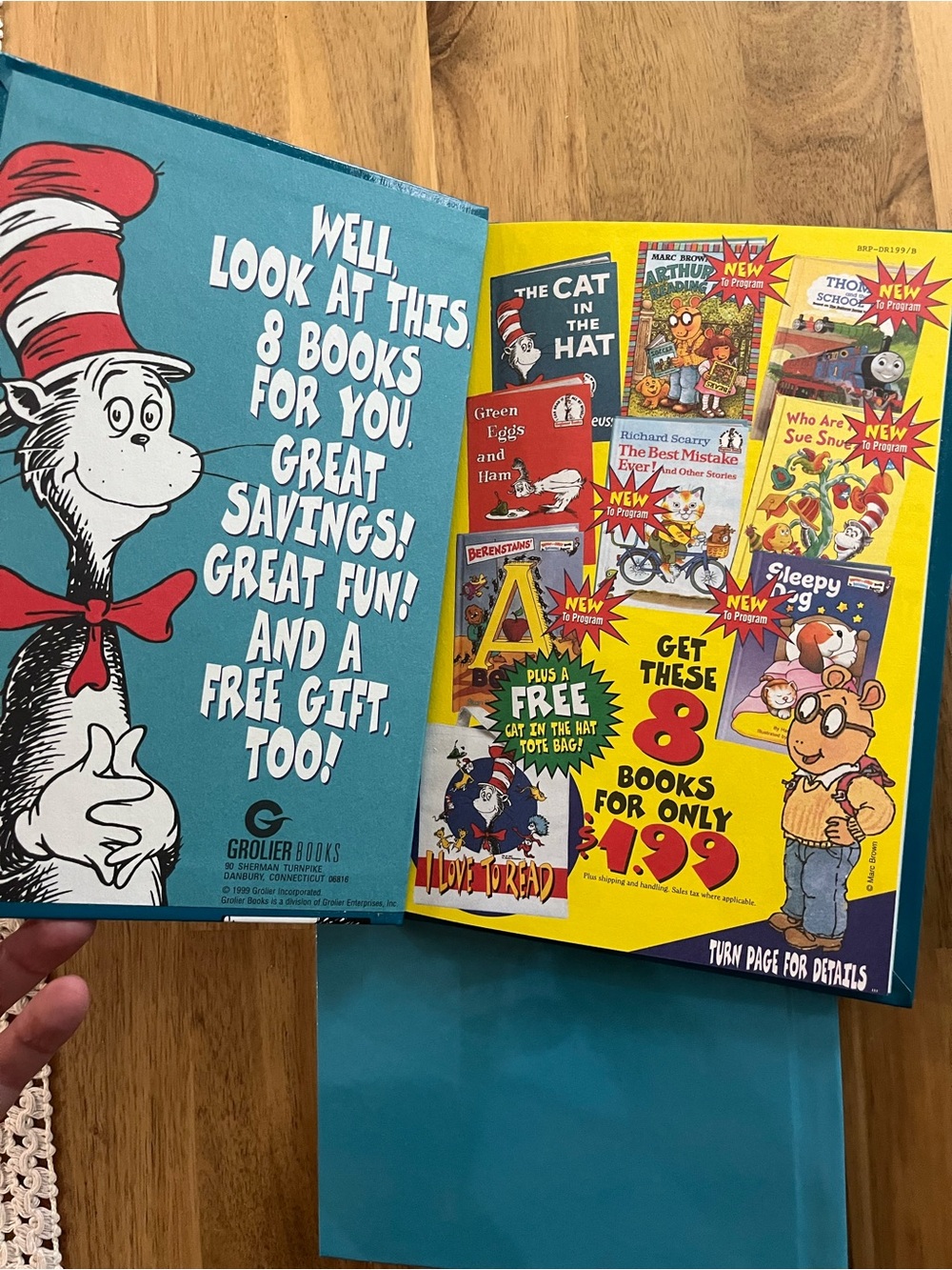 Vintage 90s Toy Story and The Cat in the Hat Books - Picture 6 of 8